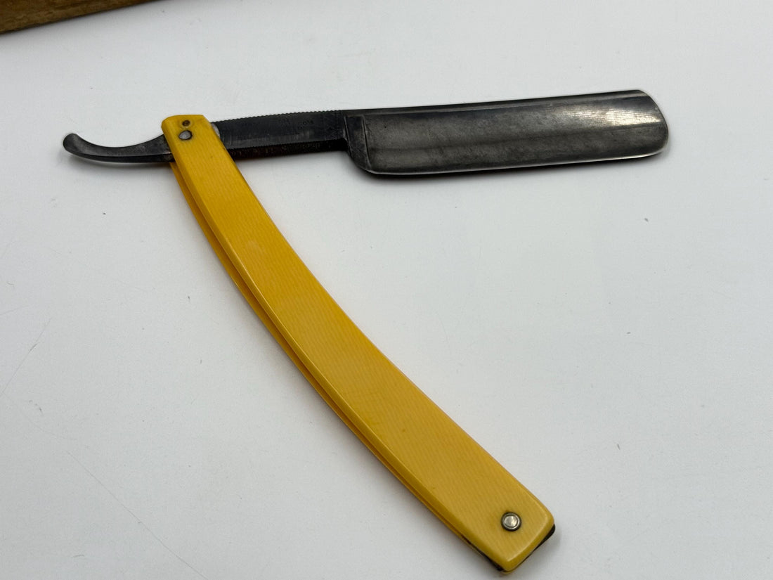 Antique Gustave La Cleopatre Straight Razor Sheffield Silver Steel Cairo Box
