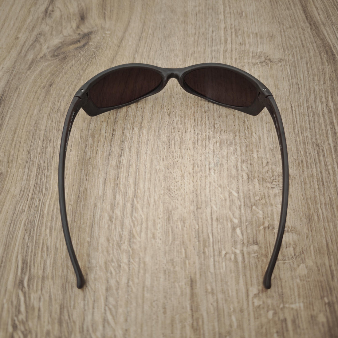 Arnette Mini Swinger 4016-273/6E Wrap Around Sunglasses - Italy c. 1990s - 2000s (Y2K)