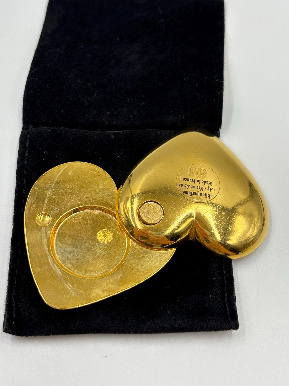 Vintage Hermès Calèche Heart Solid Perfume Compact, Gold Tone Metal, Original Pouch