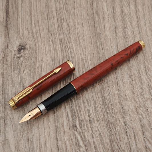 Parker 75 Jasper Red Quartz Fountain Pen – 14K Gold M Nib, France 1980s