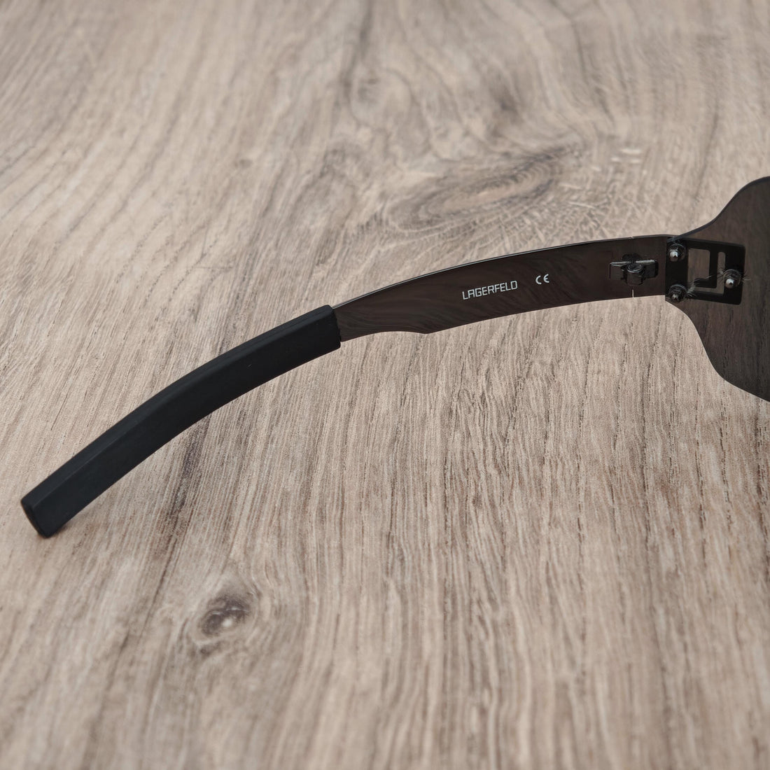 Karl Lagerfeld 4529 Rimless Shield Mask Sunglasses - Vintage c. 1990's - 2000's - RARE