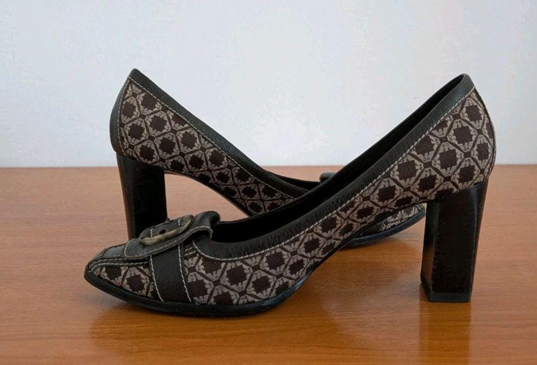 Authentic Emporio Armani Pumps / Heels Made in Italy - Women's size EU 40