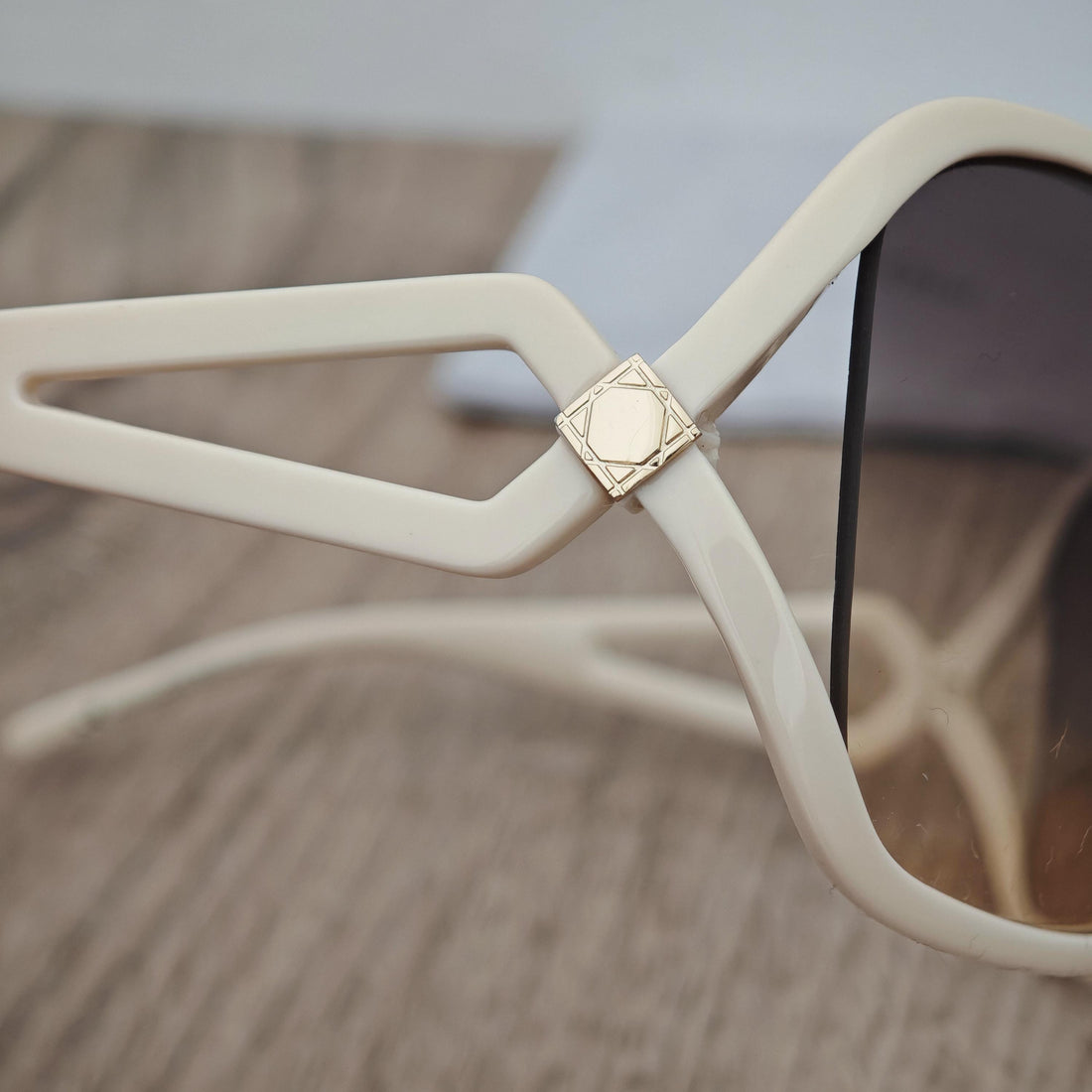 Christian Dior Madrague Women's Oversized Sunglasses - Cream White Gradient Acetate - c. 2000s