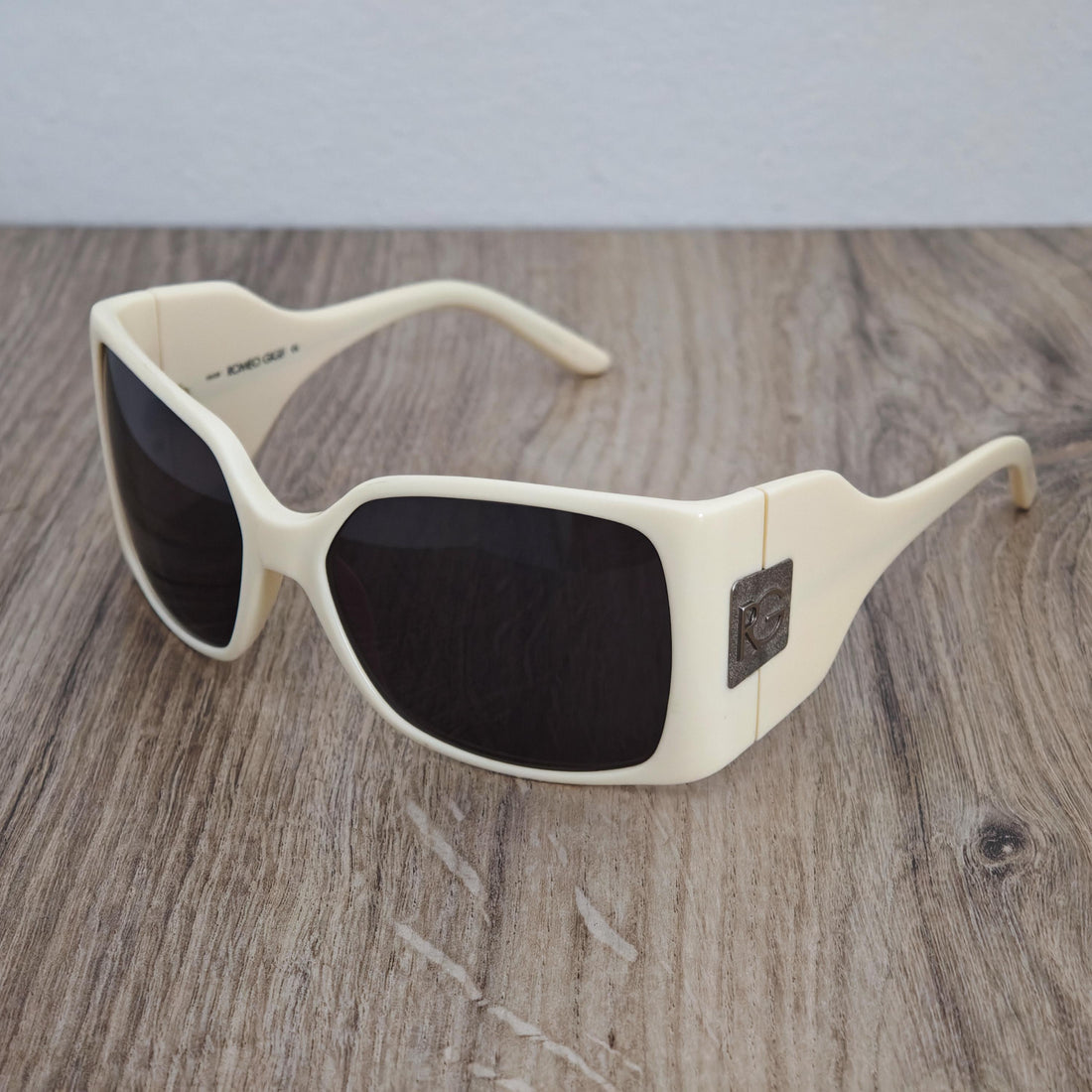 Romeo Gigli Ivory Oversized Sunglasses – Made in Italy RG67203 (1990s-2000s)