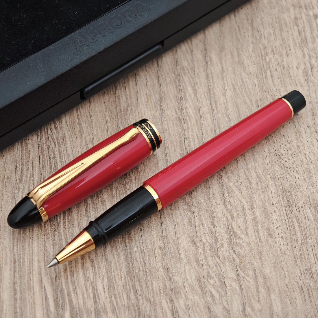 Aurora Ipsilon Red Gold Trim Rollerball Pen Made in Italy - NEW - Needs Refill